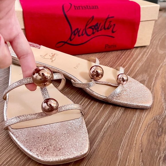 Christian Louboutin Atonetta Flat Sandals - Rose Gold size 38 - Picture 11 of 11